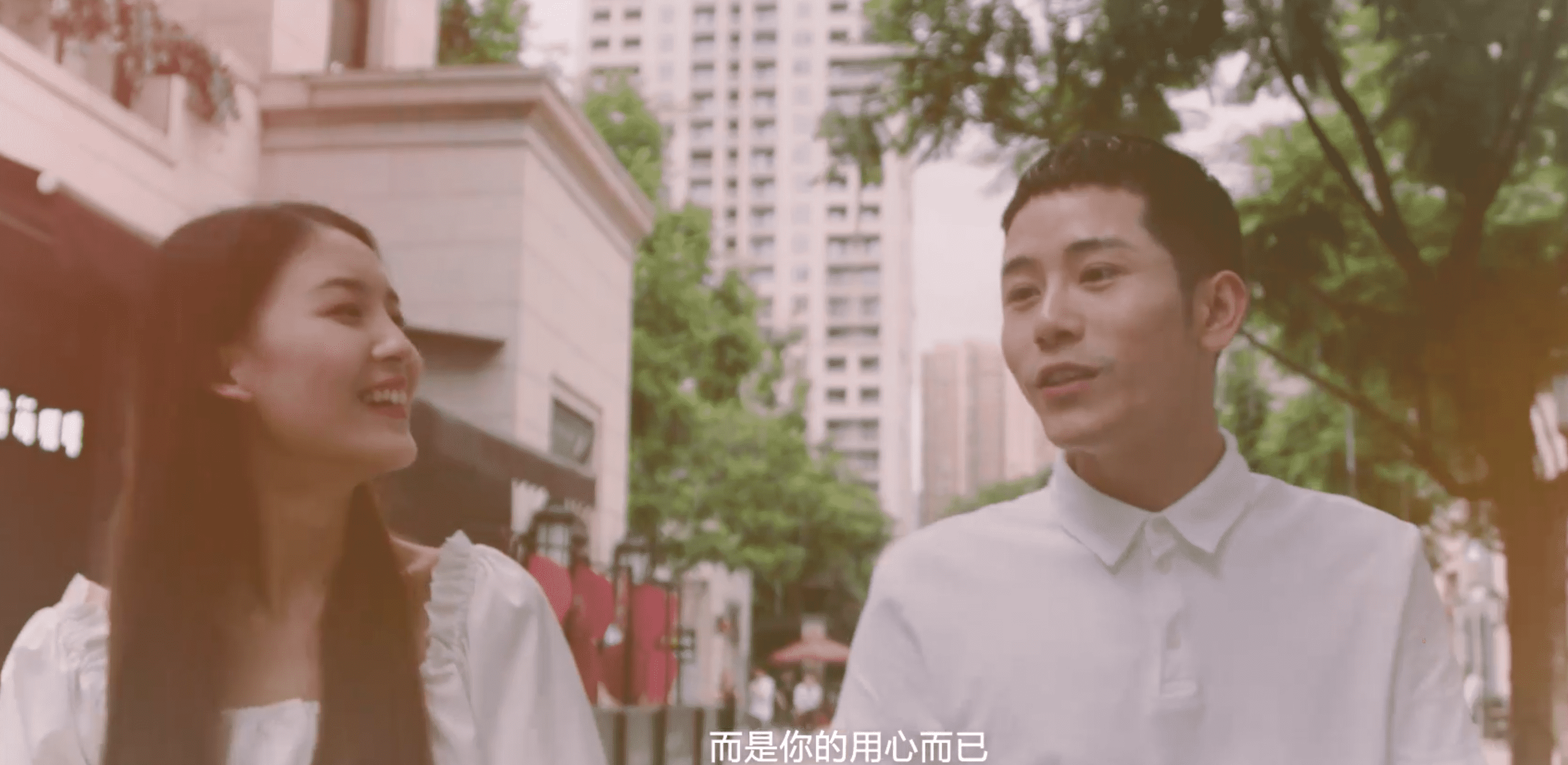https://cloud.video.taobao.com//play/u/2592293239/p/1/e/6/t/1/319853512618.mp4