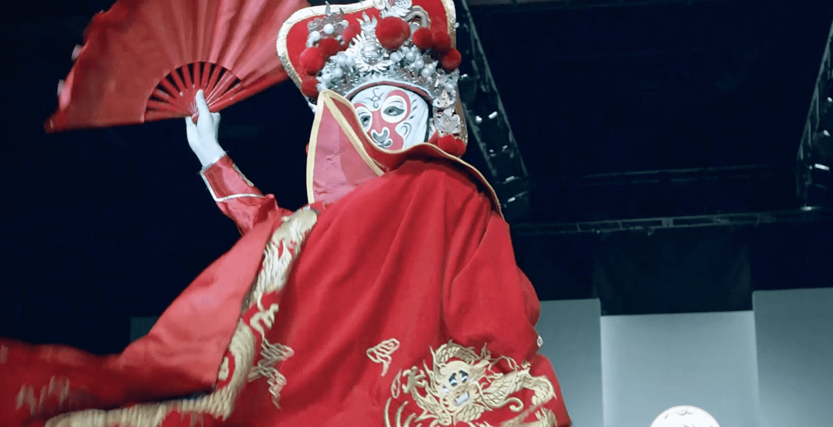 https://cloud.video.taobao.com//play/u/2592293239/p/1/e/6/t/1/320654998460.mp4